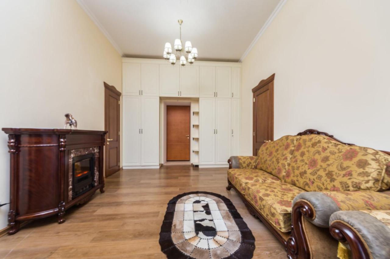 New Luxury Apartment Troitskay Odessa Ngoại thất bức ảnh